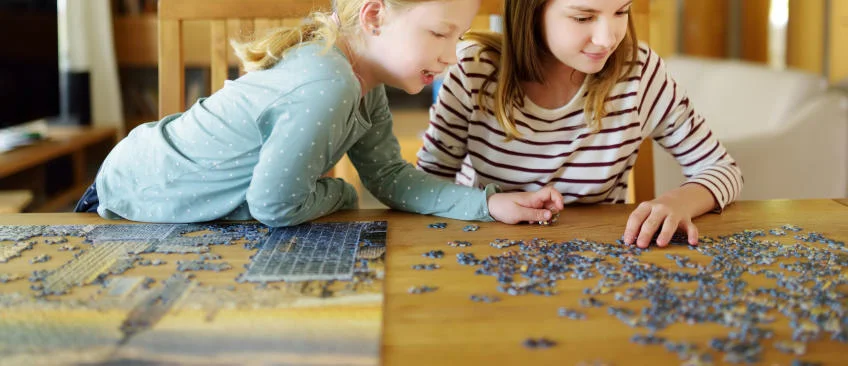 راهنمای انتخاب لباس راحتی گرم و نرم برای کودکان خردسال (بهار و پاییز)